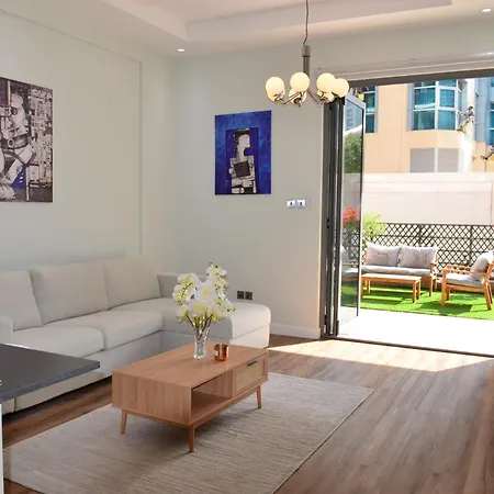 The Courtyard Heaven Apartment Dubai Exterior photo