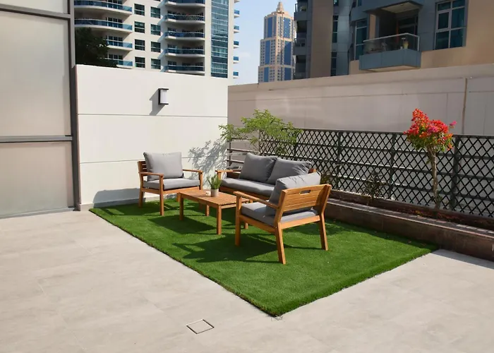 The Courtyard Heaven